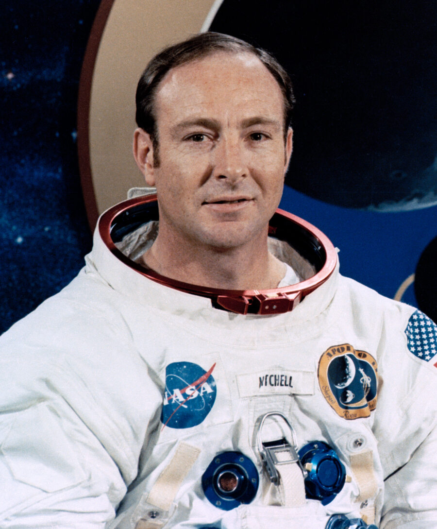 Astronaut Edgar Mitchell, Apollo 14